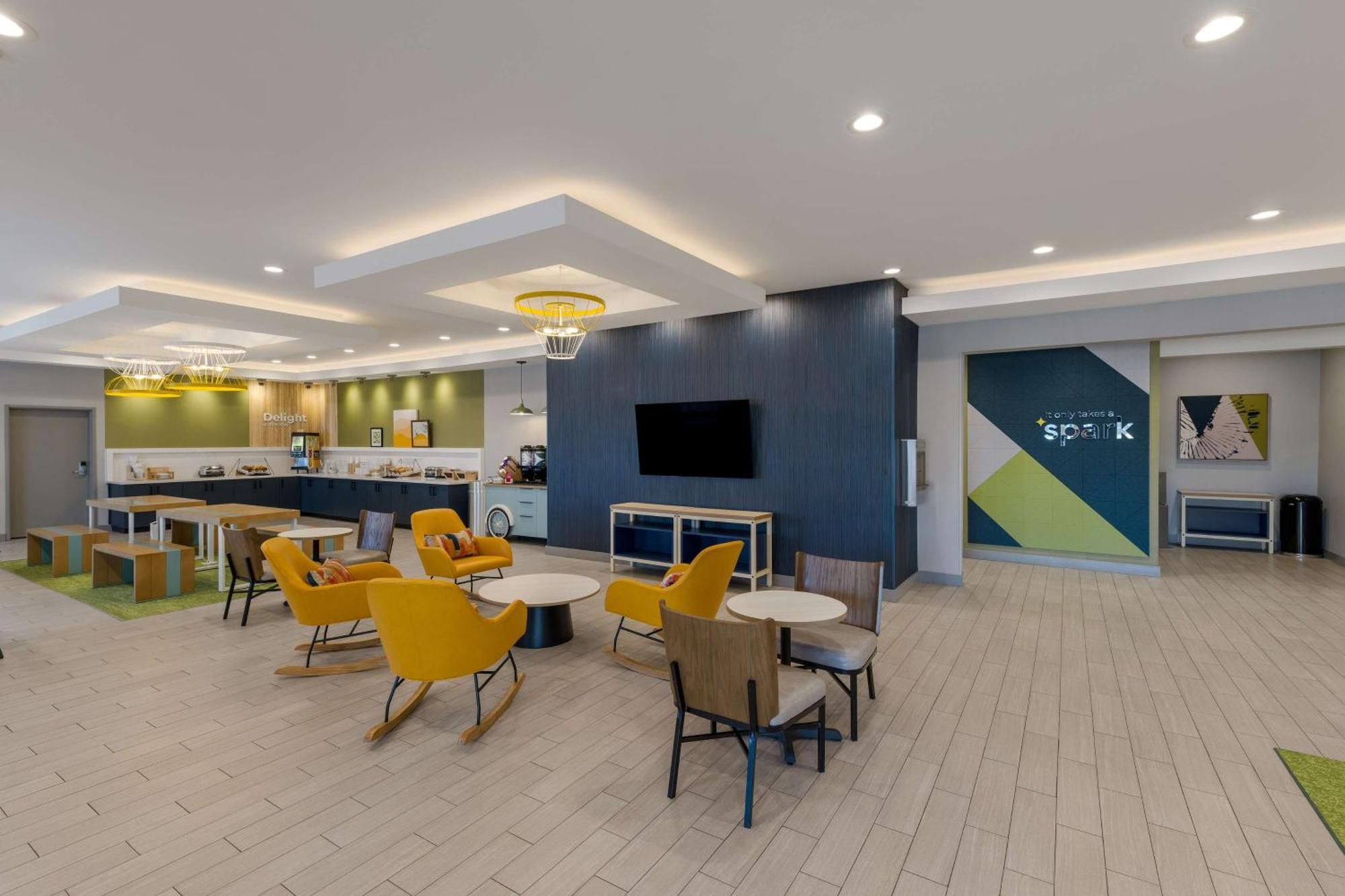 Spark By Hilton Midland South Dış mekan fotoğraf